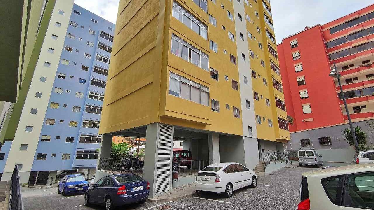 Piso Calle Blas Cabrera Santa Cruz de Tenerife